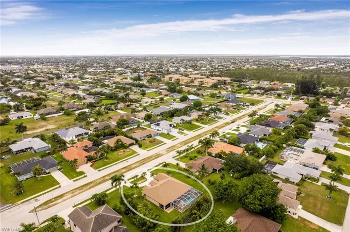 1927 Savona Pkwy W, Cape Coral, Florida 33914