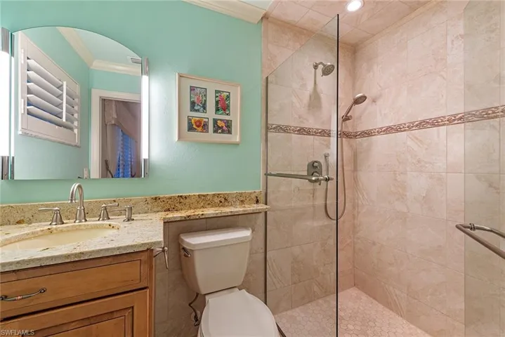 1002 Forest Lakes Dr # 19c, Naples Fl 34105