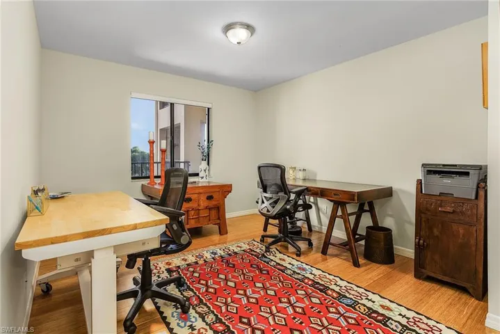 Flex room - office, den, studio~