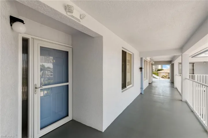 Fourth floor, hot water heater 2024 and A/C system 2020