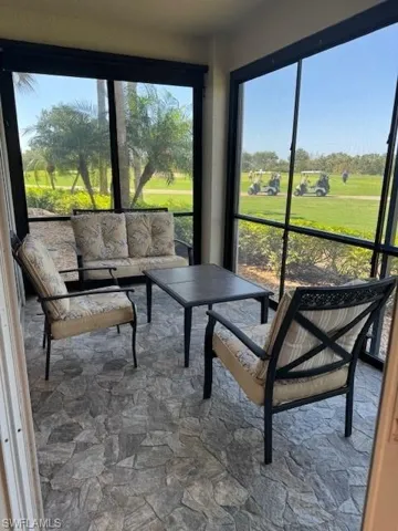 Lanai furniture included