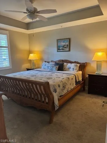 This master bedroom set is included.