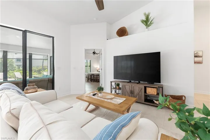 12580  Kelly Palm  DR, Fort Myers, FL 33908