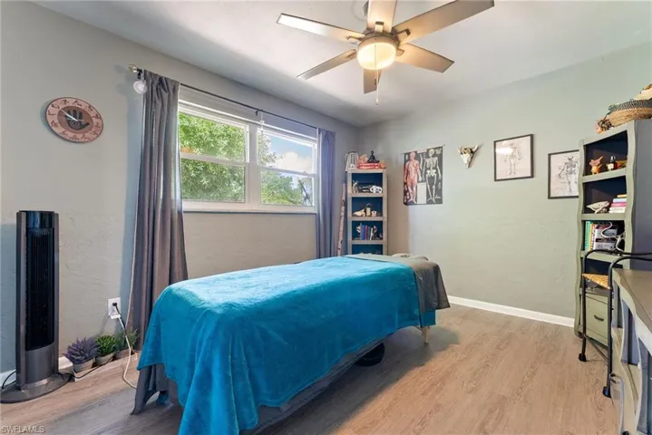 417 NE 14th  AVE, Cape Coral, FL 33909