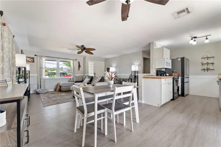 417 NE 14th  AVE, Cape Coral, FL 33909