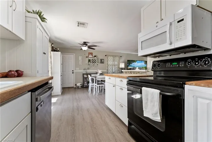 417 NE 14th  AVE, Cape Coral, FL 33909