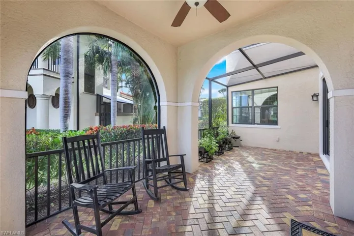 1284  Kendari  TER, Naples, FL 34113
