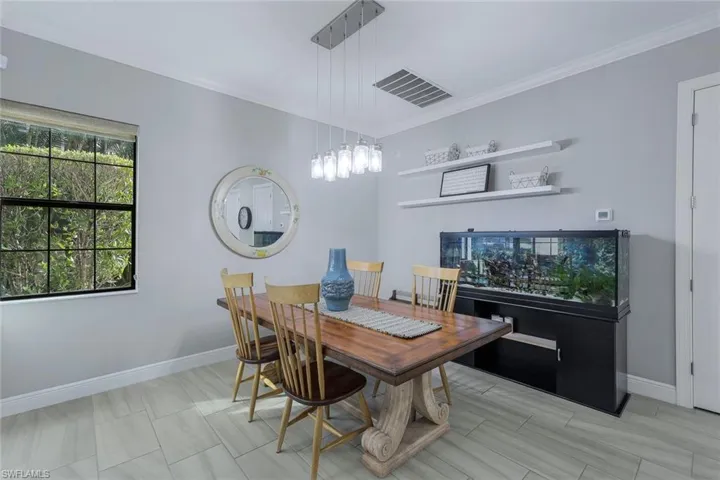 1284  Kendari  TER, Naples, FL 34113