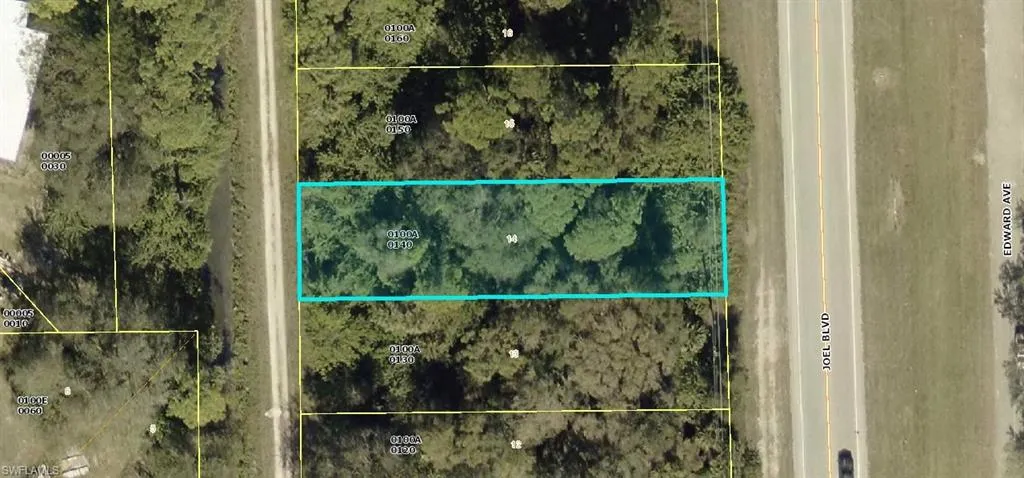 Aerial map of property and surrounding area with property boundaries highlighted