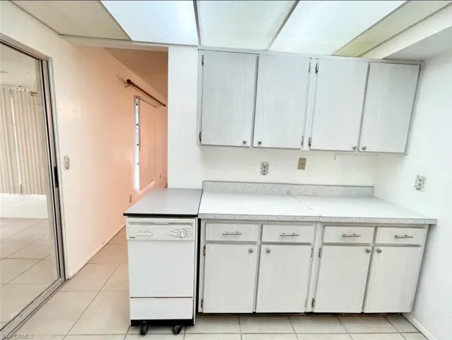 10 Temple Ct, Lehigh Acres, Florida 33936