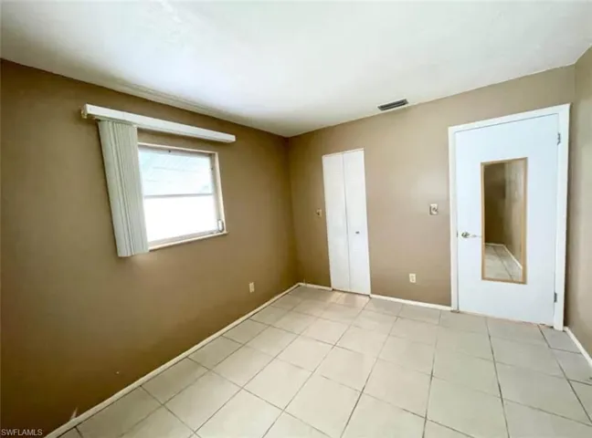 10 Temple Ct, Lehigh Acres, Florida 33936