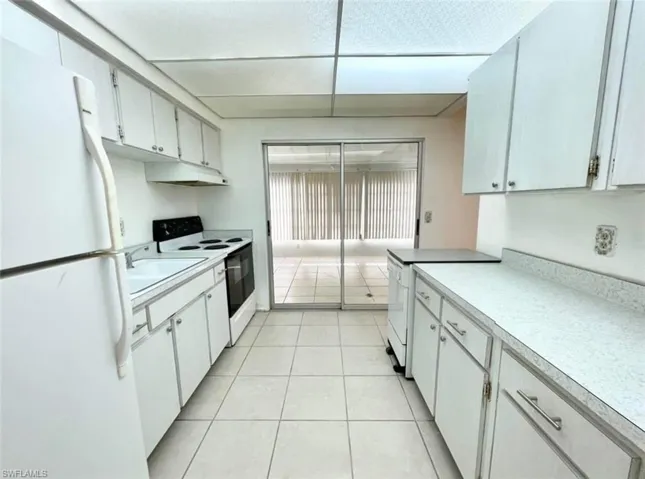 10 Temple Ct, Lehigh Acres, Florida 33936