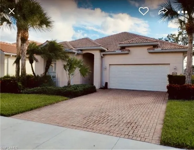 3910  Jasmine Lake  CIR, Naples, FL 34119