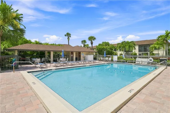 9261 Central Park Dr 106, Fort Myers, Florida 33919