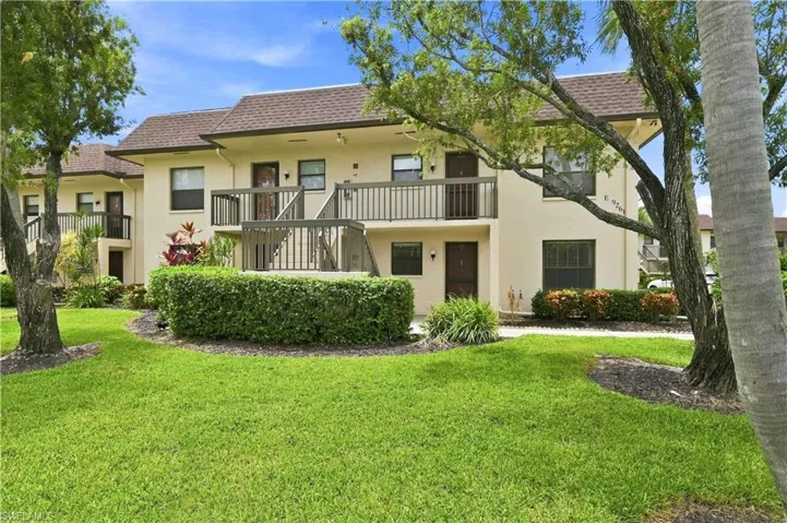 9261 Central Park Dr 106, Fort Myers, Florida 33919