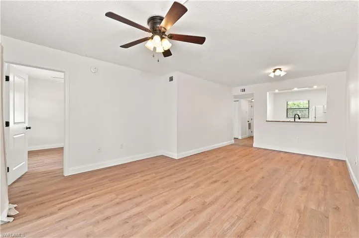 9261 Central Park Dr 106, Fort Myers, Florida 33919