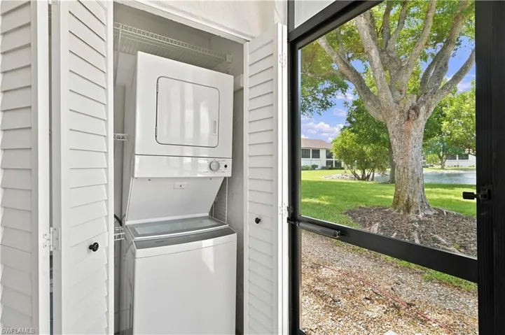 9261 Central Park Dr 106, Fort Myers, Florida 33919