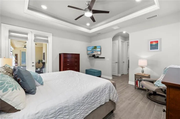 302 SE 22nd  TER, Cape Coral, FL 33990