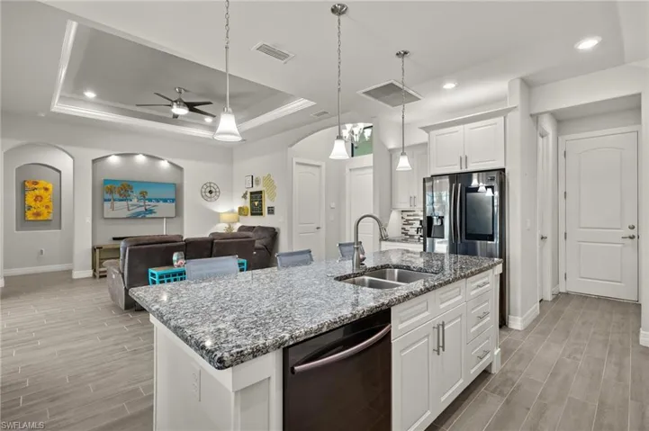 302 SE 22nd  TER, Cape Coral, FL 33990