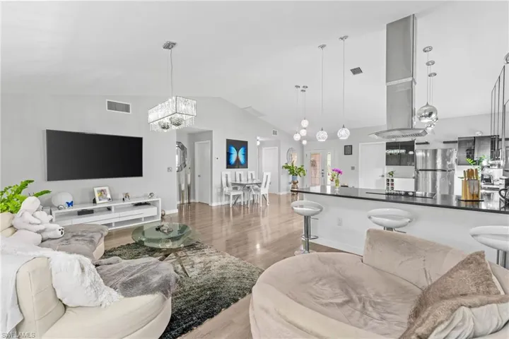 13119 Tall Pine Cir, Fort Myers, Florida 33907
