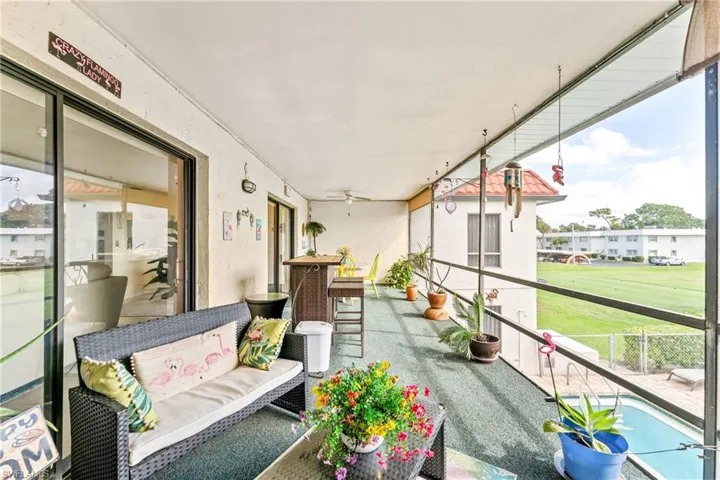 Huge 30X10 Screened Balcony