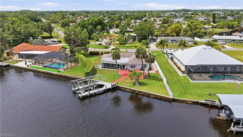 13794  River Forest  DR, Fort Myers, FL 33905