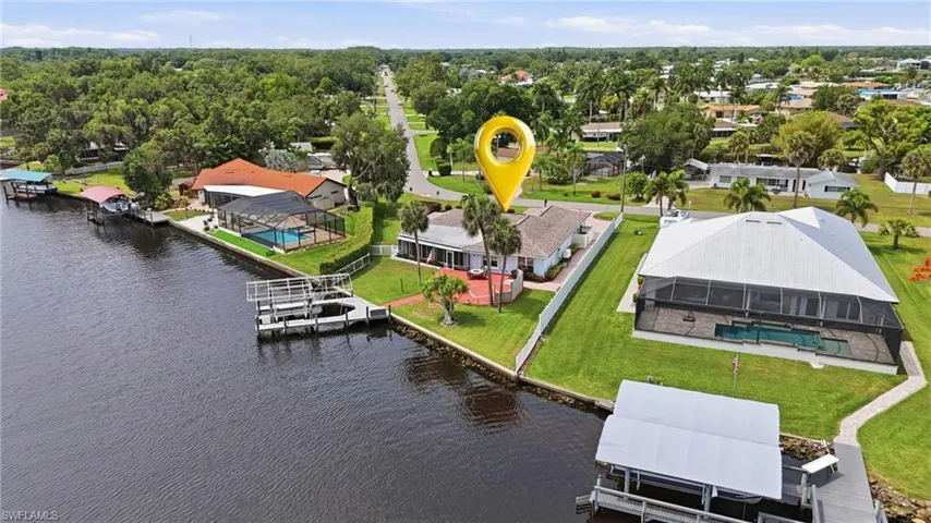13794  River Forest  DR, Fort Myers, FL 33905