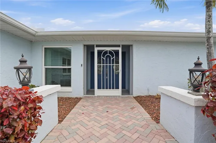 13794  River Forest  DR, Fort Myers, FL 33905