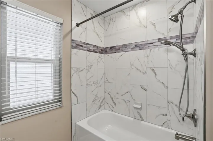 13794  River Forest  DR, Fort Myers, FL 33905