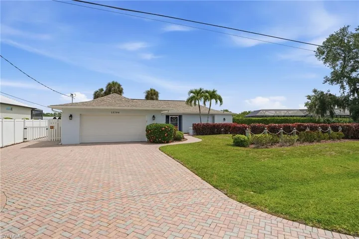 13794  River Forest  DR, Fort Myers, FL 33905