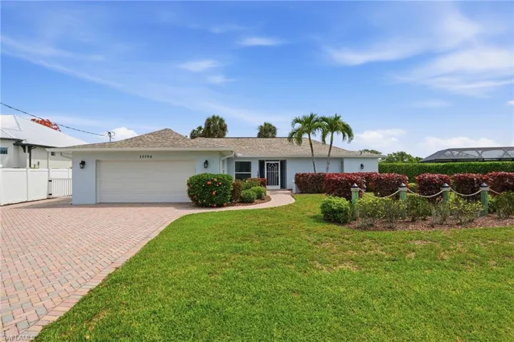 13794  River Forest  DR, Fort Myers, FL 33905