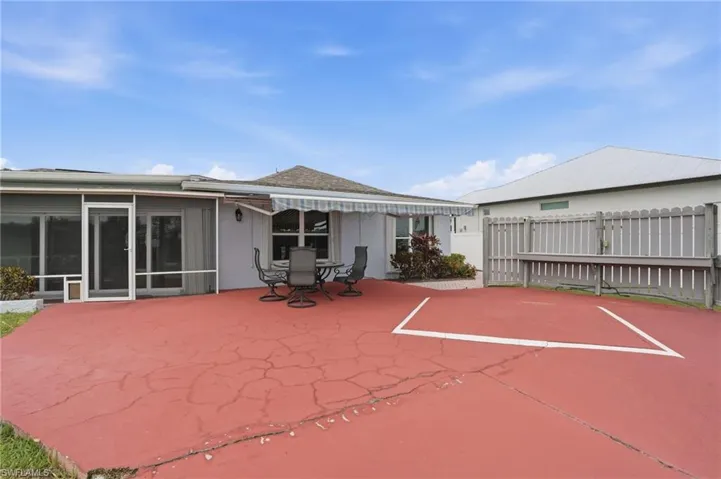 13794  River Forest  DR, Fort Myers, FL 33905