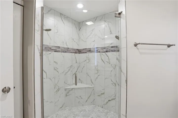 13794  River Forest  DR, Fort Myers, FL 33905