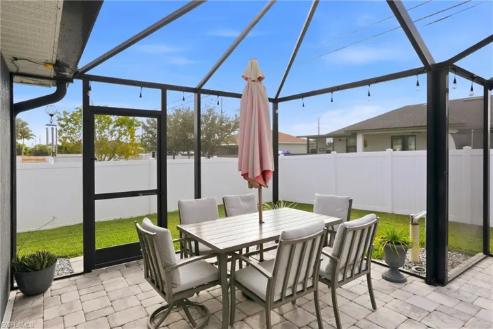 214 Ne 24th Ter, Cape Coral, Florida 33909