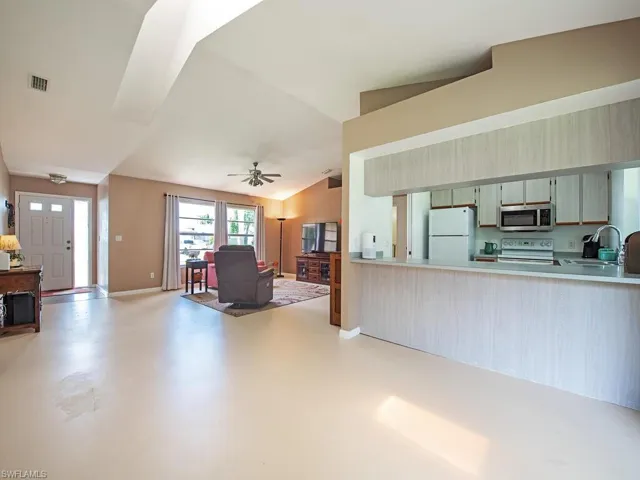 Breakfast Bar