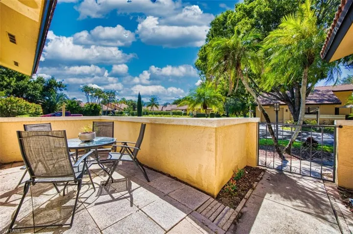 View of patio / terrace with outdoor dining area