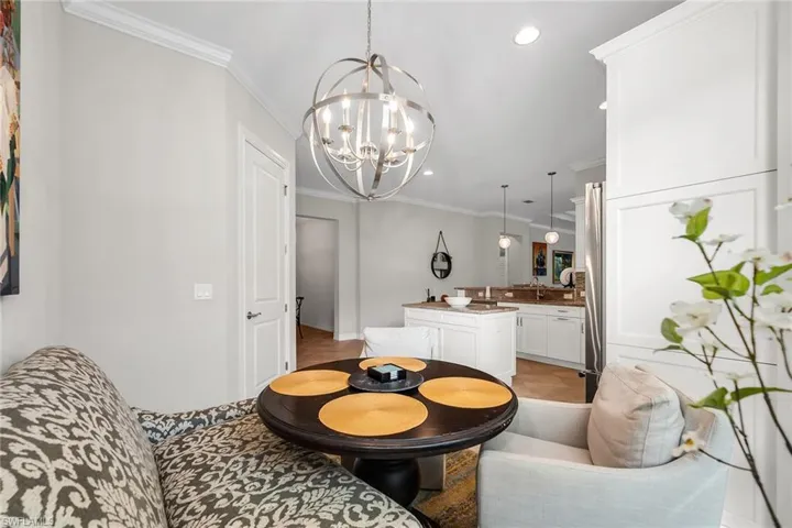 6589 Roma Way, Naples, Florida 34113