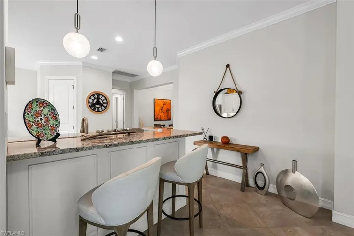 6589 Roma Way, Naples, Florida 34113