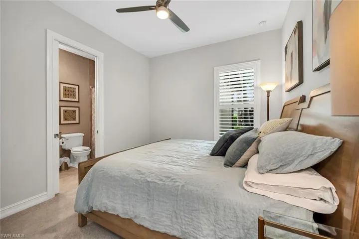 6589 Roma Way, Naples, Florida 34113