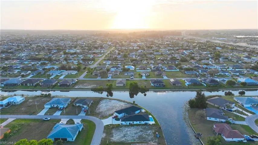 817 Sw 8th St, Cape Coral, Florida 33991