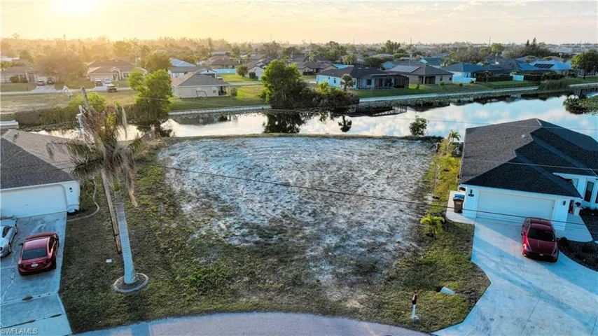 817 Sw 8th St, Cape Coral, Florida 33991