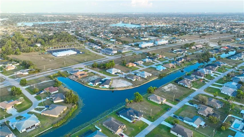 817 Sw 8th St, Cape Coral, Florida 33991