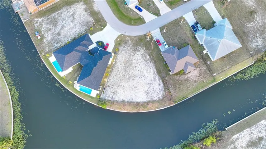 817 Sw 8th St, Cape Coral, Florida 33991