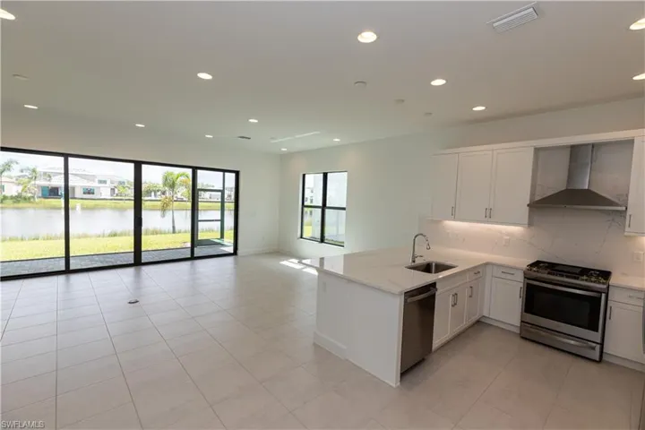 20502  Fair Oak  LN, Estero, FL 33928