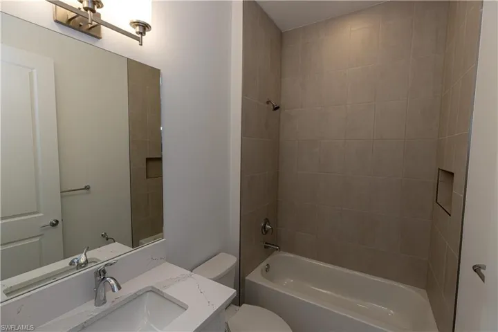 20502  Fair Oak  LN, Estero, FL 33928