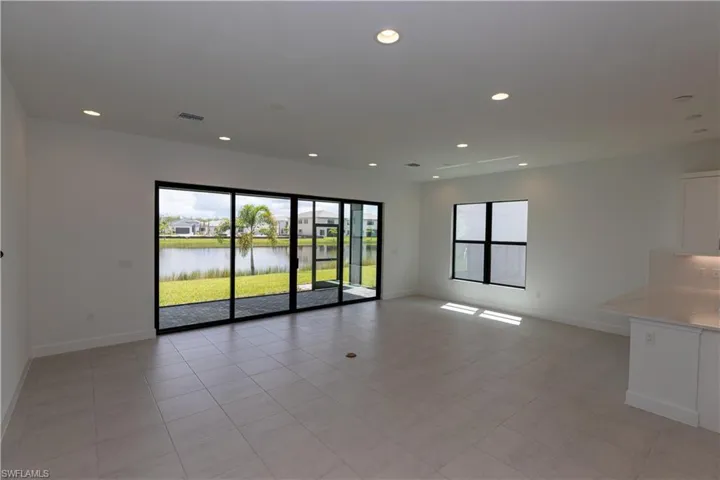 20502  Fair Oak  LN, Estero, FL 33928