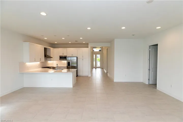 20502  Fair Oak  LN, Estero, FL 33928
