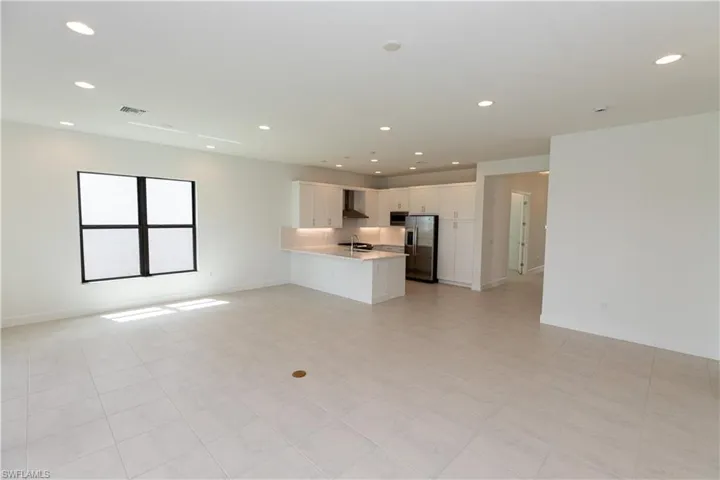 20502  Fair Oak  LN, Estero, FL 33928