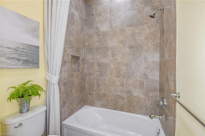 5760  Elbow  AVE, Naples, FL 34113
