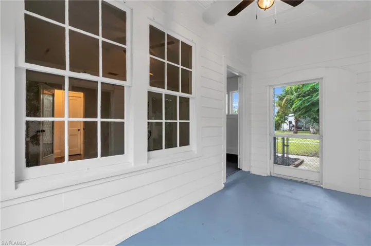 2928  Nelson  ST, Fort Myers, FL 33901